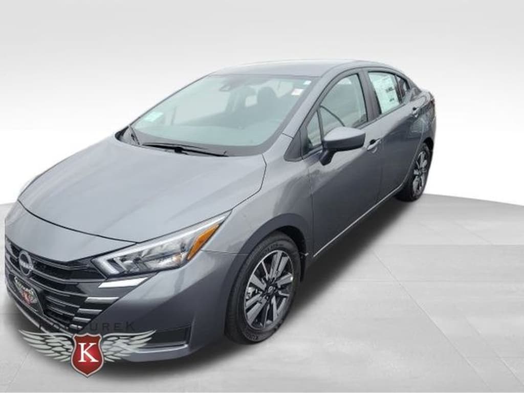 New 2025 Nissan Versa 1.6 SV Sedan