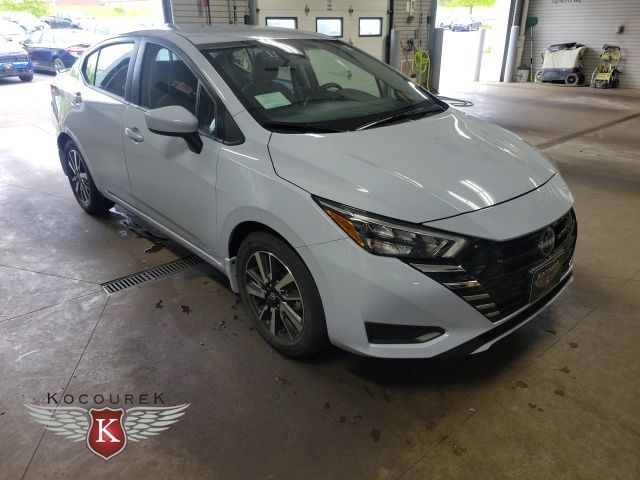 2025 Nissan Versa Sedan SV - Photo 3