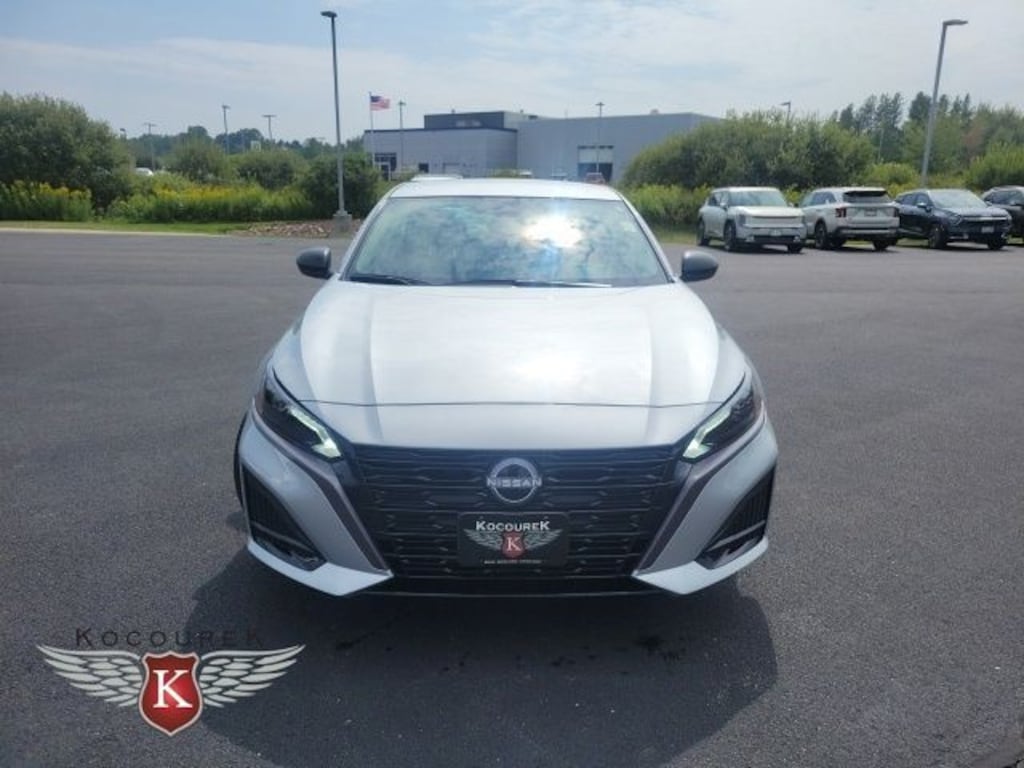 New 2026 Nissan Altima SV Sedan