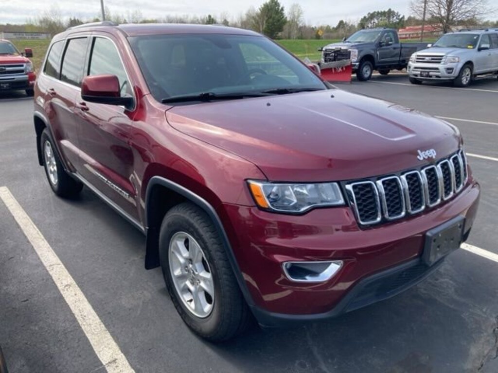 Used 2017 Jeep Grand Cherokee Laredo 4x4 SUV