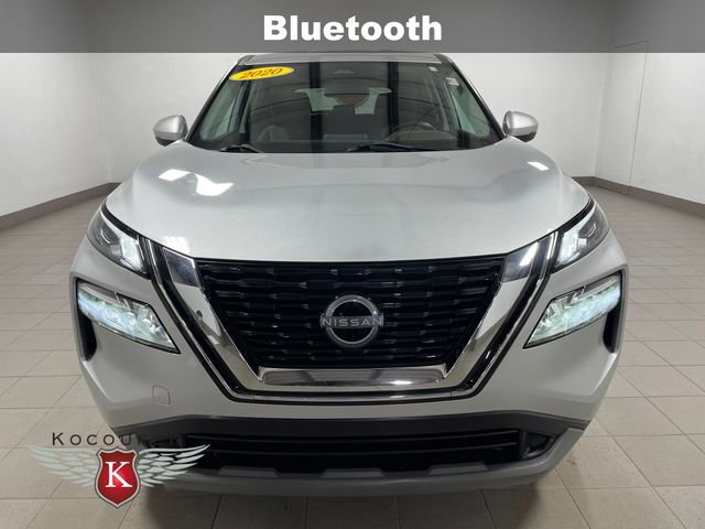 2022 Nissan Rogue SV photo 2