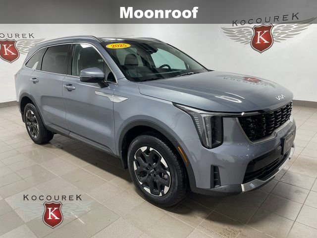 2025 Kia Sorento S's photo