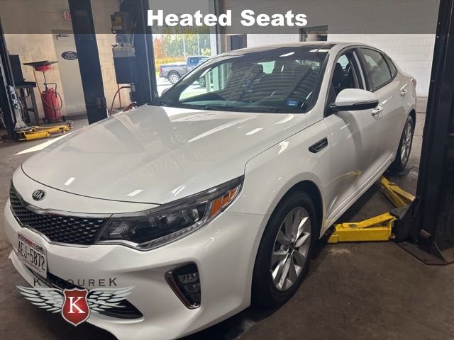 2018 Kia Optima EX photo 2