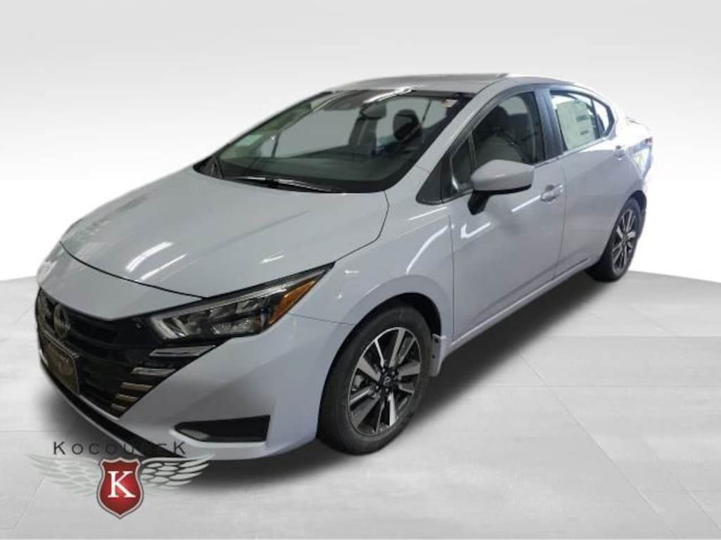 New 2025 Nissan Versa 1.6 SV Sedan
