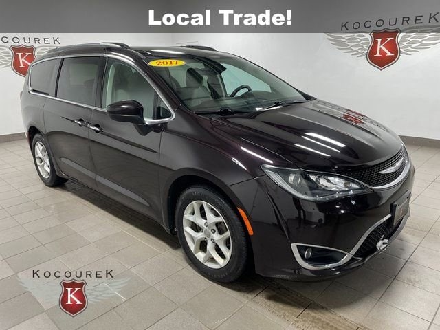 2017 Chrysler Pacifica Touring Plus