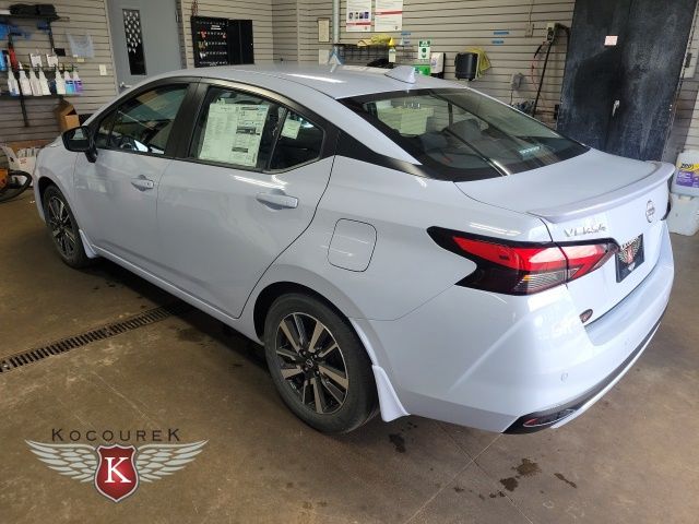 2025 Nissan Versa Sedan SV - Photo 6