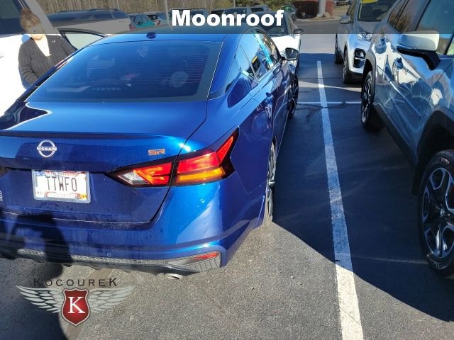 2024 Nissan Altima 2.5 SR photo 3