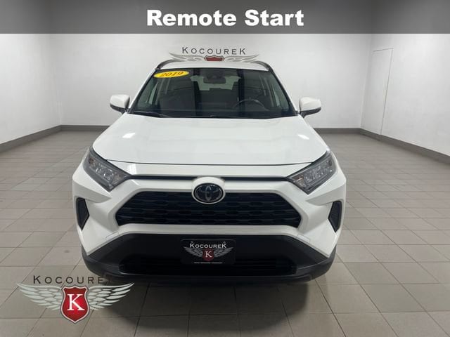 Used 2019 Toyota RAV4 LE with VIN JTMG1RFV7KJ003915 for sale in Wausau, WI