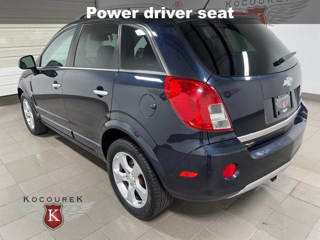 2014 Chevrolet Captiva Sport LT photo 2