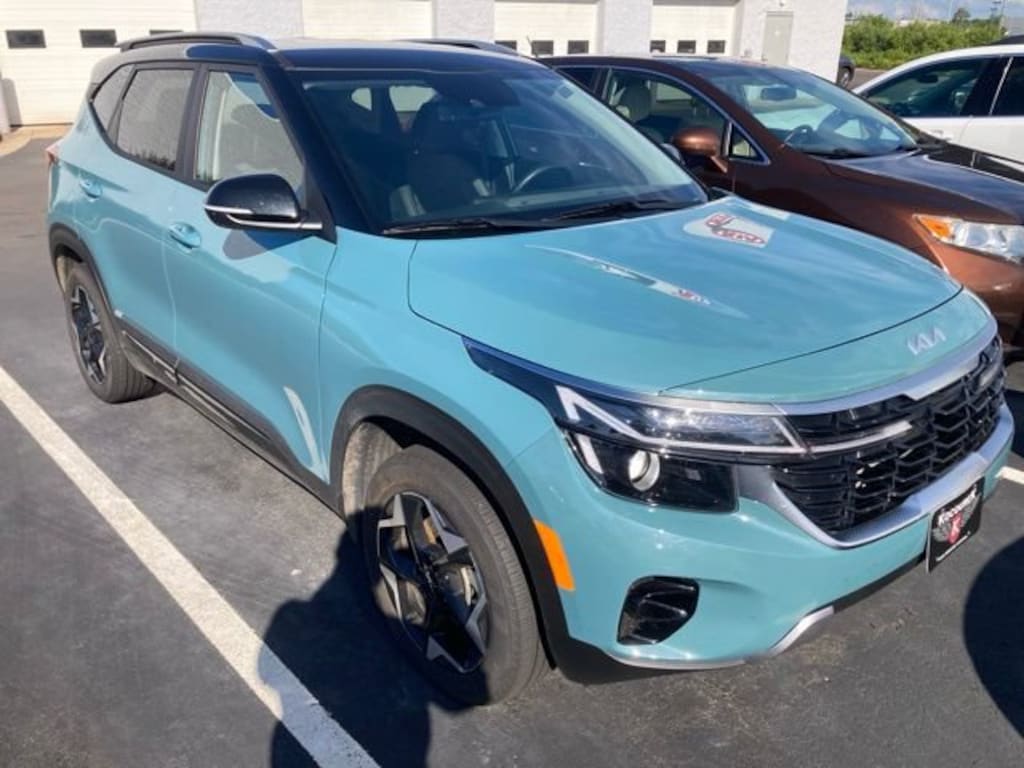 Used 2025 Kia Seltos S SUV