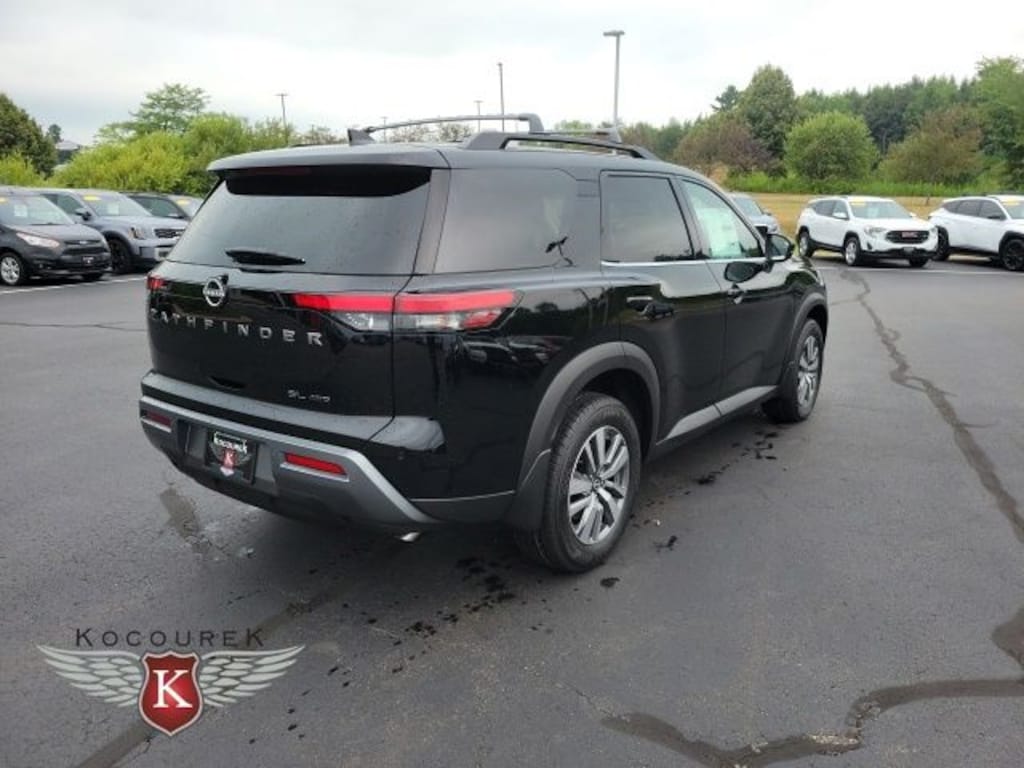 New 2026 Nissan Pathfinder SL SUV
