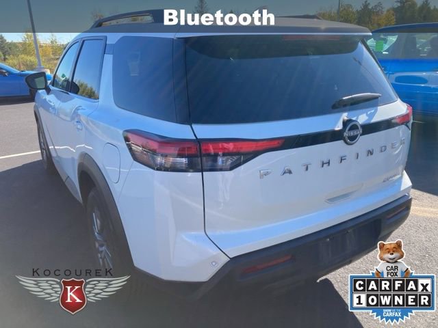 2024 Nissan Pathfinder SV photo 2