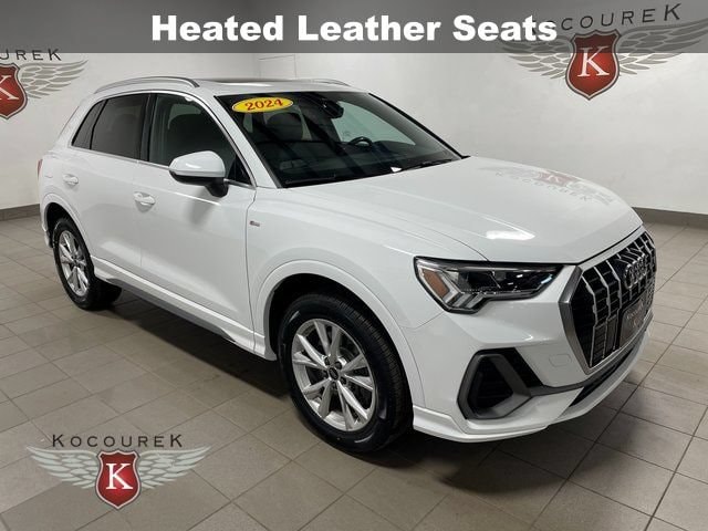 2024 Audi Q3 45 TFSI S Line Premium quattro's photo