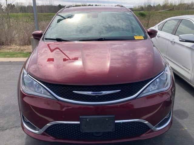 Used 2018 Chrysler Pacifica Touring L Plus with VIN 2C4RC1EG5JR330279 for sale in Wausau, WI