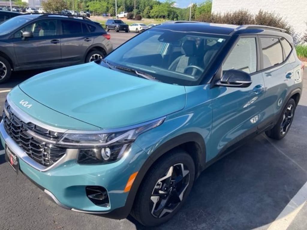 Used 2025 Kia Seltos S SUV