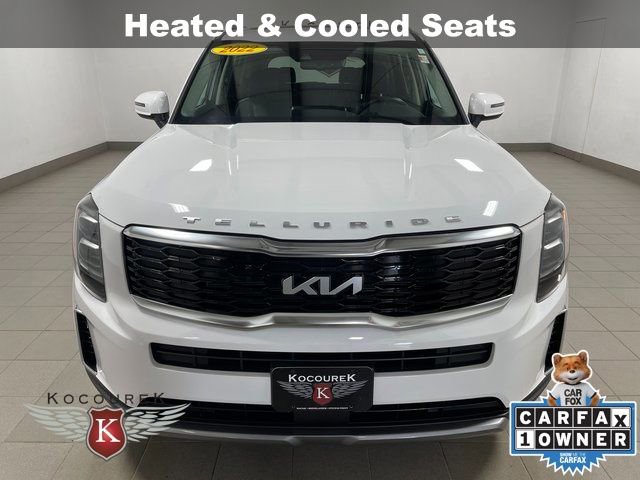 2022 Kia Telluride EX photo 2