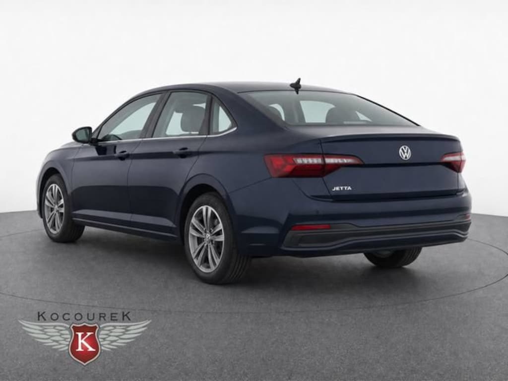 Used 2024 Volkswagen Jetta 1.5T SE Sedan