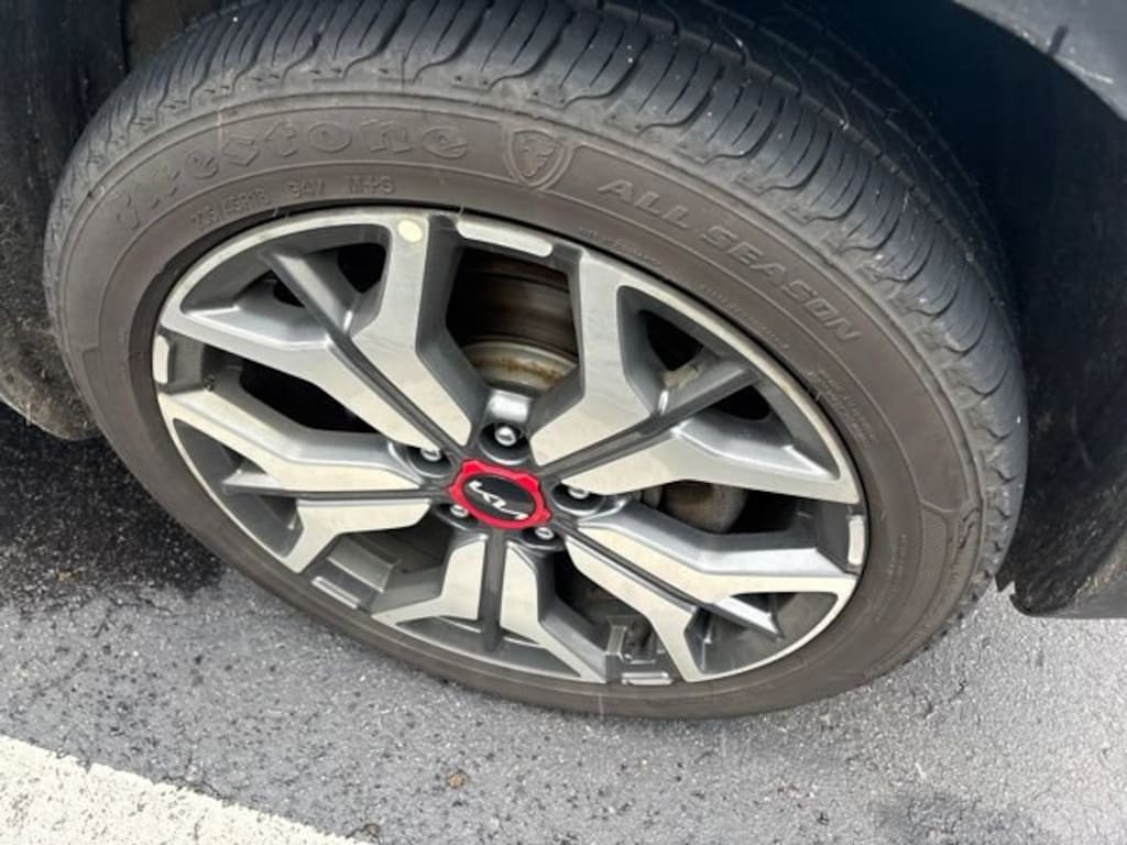 Used 2022 Kia Seltos SX SUV