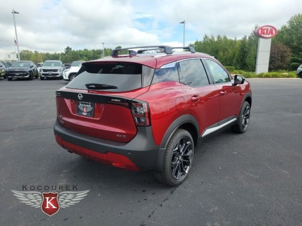 New 2027 Nissan Kicks SR SUV
