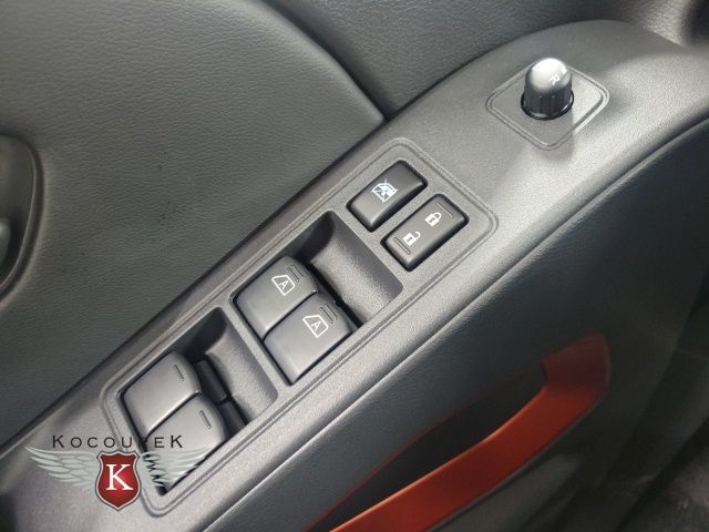 2026 Nissan Frontier PRO-4X - Photo 17