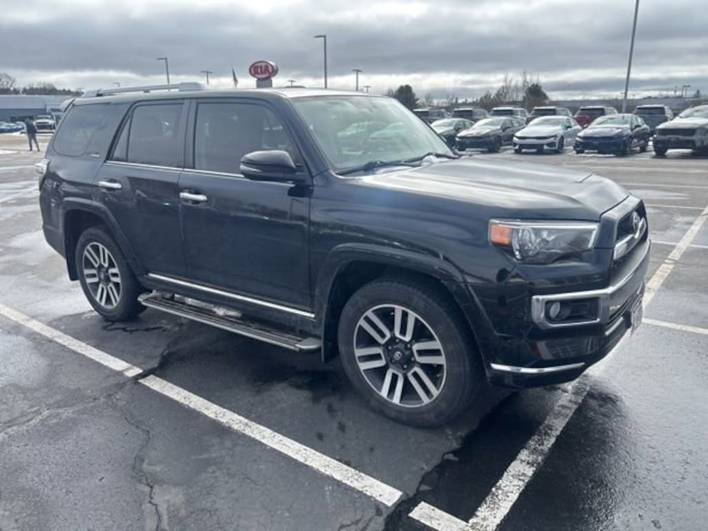 Used 2018 Toyota 4Runner SR5 SUV