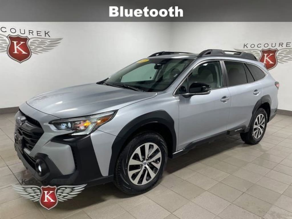 Used 2025 Subaru Outback Premium SUV