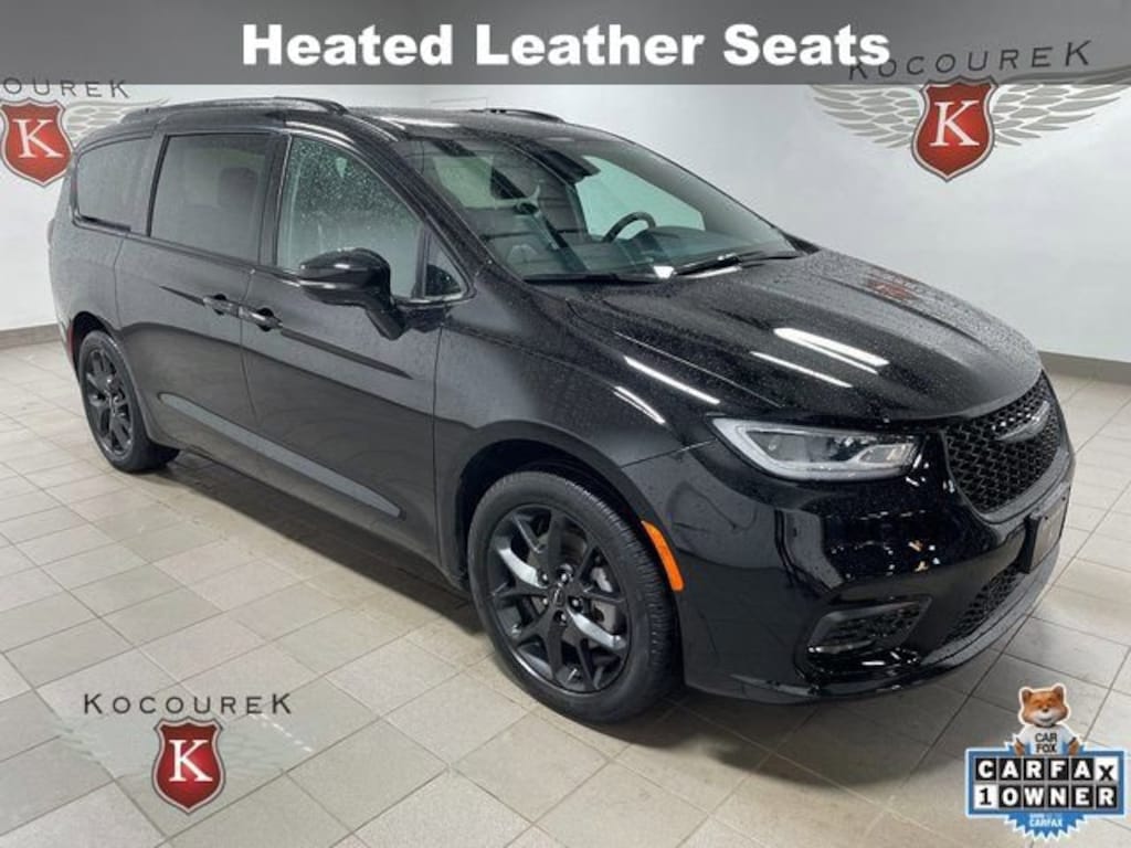 Used 2024 Chrysler Pacifica Touring L Van Passenger Van