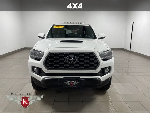 Used 2022 Toyota Tacoma TRD Sport with VIN 3TMCZ5AN6NM471441 for sale in Wausau, WI