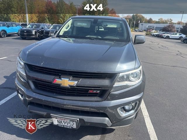 2016 Chevrolet Colorado Z71 photo 2