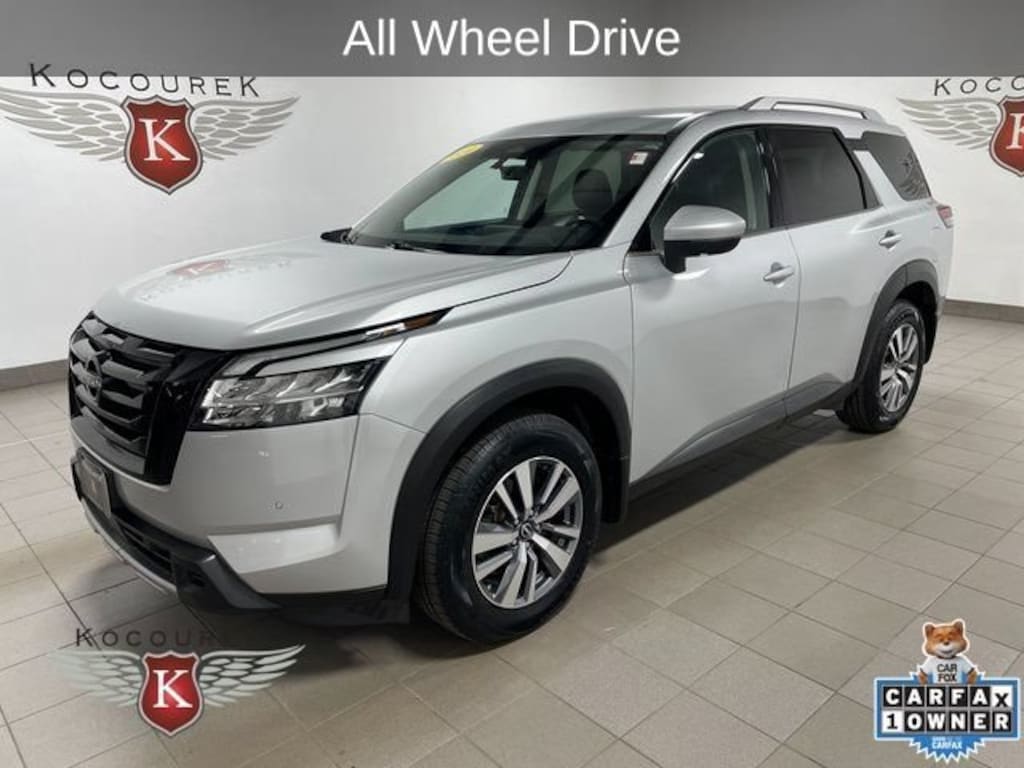 Used 2024 Nissan Pathfinder SL SUV