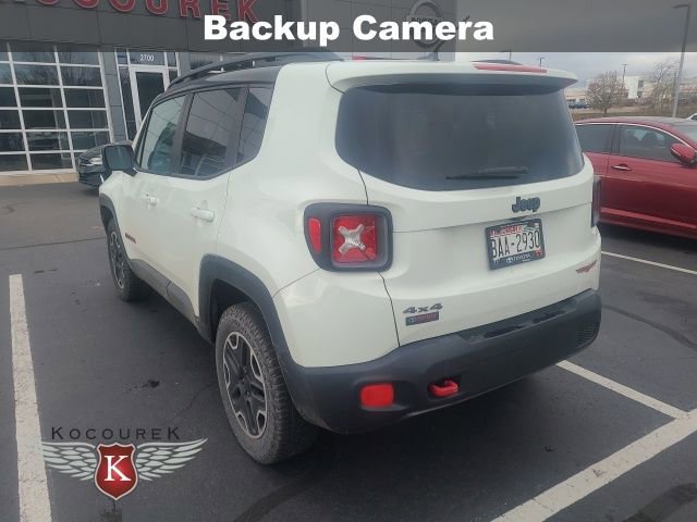 2016 Jeep Renegade Trailhawk photo 4