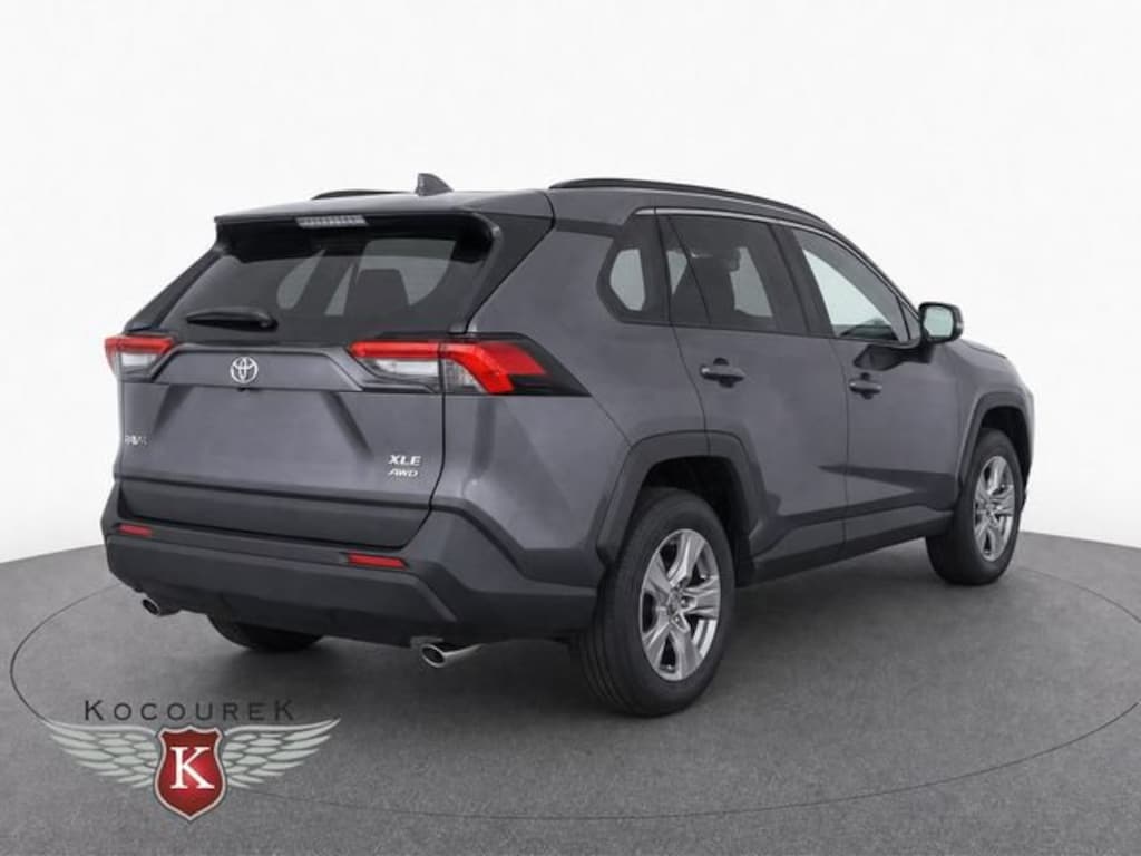 Used 2025 Toyota RAV4 XLE SUV