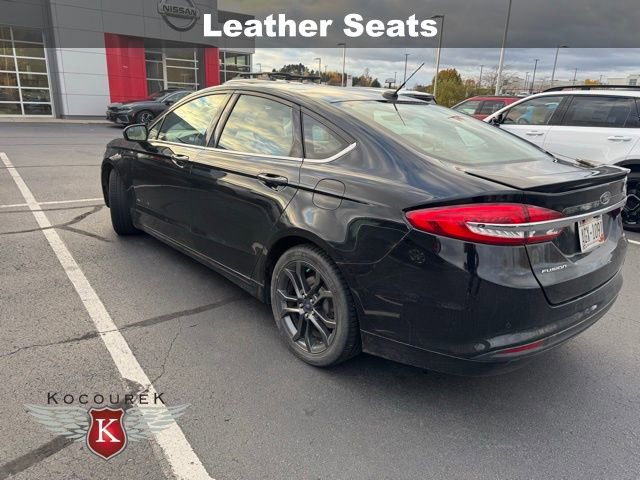 2018 Ford Fusion SE photo 3
