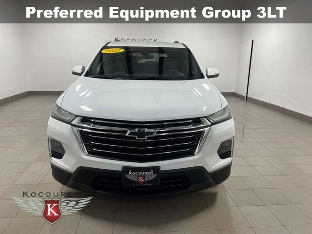 2023 Chevrolet Traverse Leather photo 2
