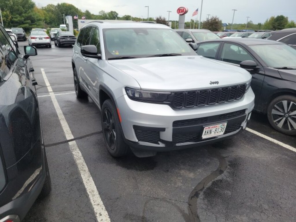 Used 2021 Jeep Grand Cherokee L Laredo SUV