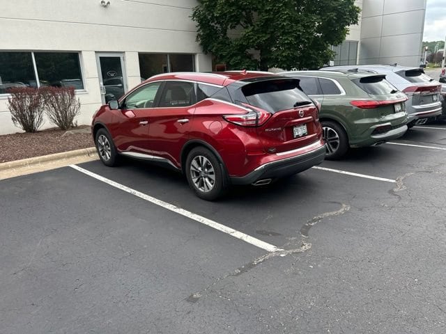 Used 2015 Nissan Murano SL with VIN 5N1AZ2MH5FN202779 for sale in Wausau, WI