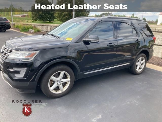 2017 Ford Explorer XLT photo 2