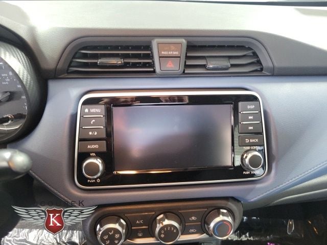 2025 Nissan Versa Sedan SV - Photo 13