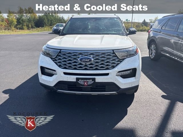 2020 Ford Explorer Platinum photo 2