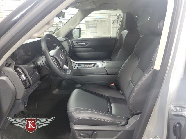 2026 Nissan Armada SV - Photo 10