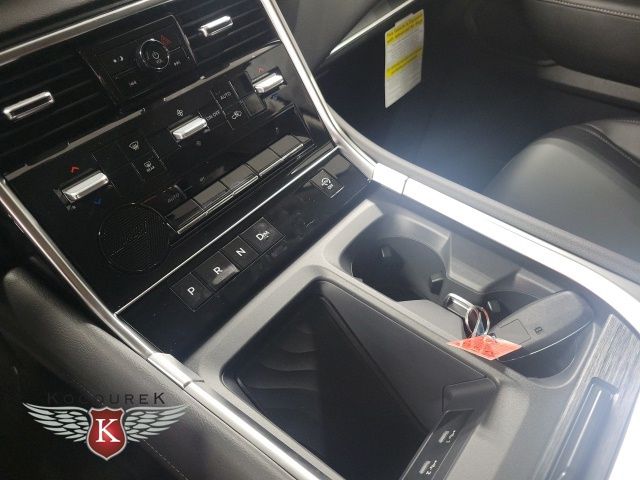 2026 Nissan Armada SV - Photo 15
