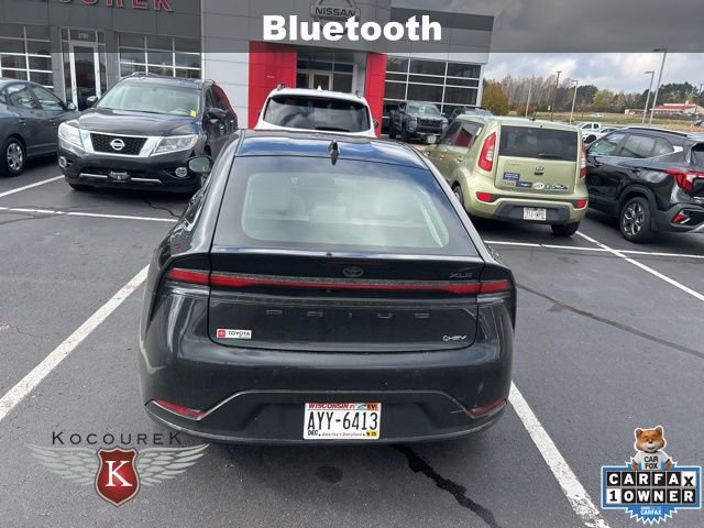 2023 Toyota Prius LE photo 3