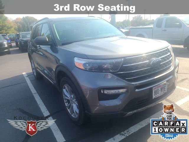 2023 Ford Explorer XLT photo 2