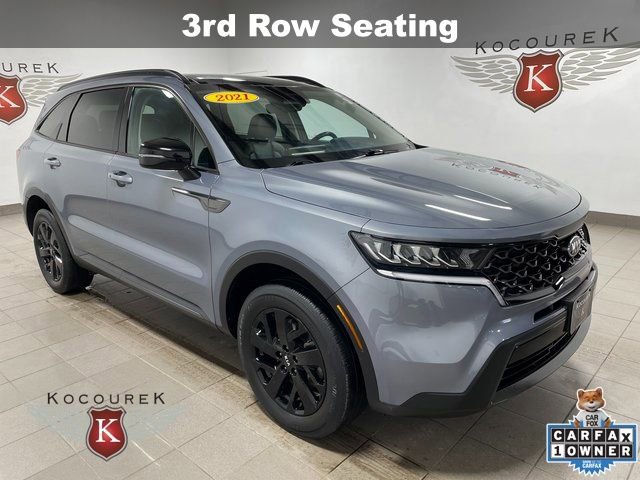 2021 Kia Sorento S's photo