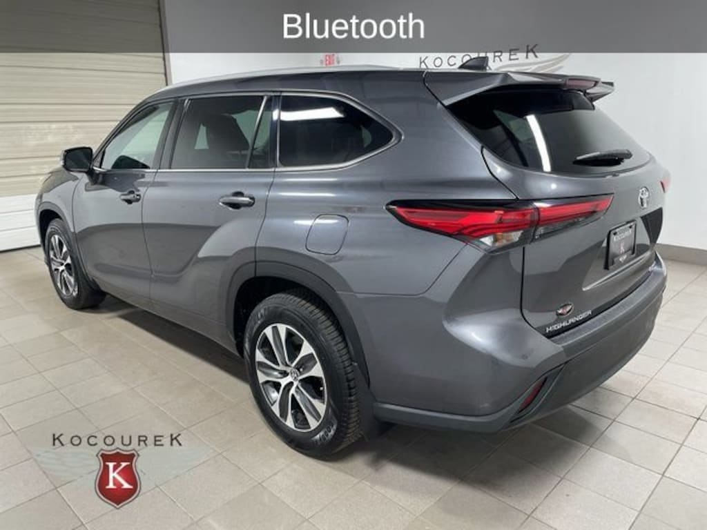 Used 2022 Toyota Highlander XLE SUV