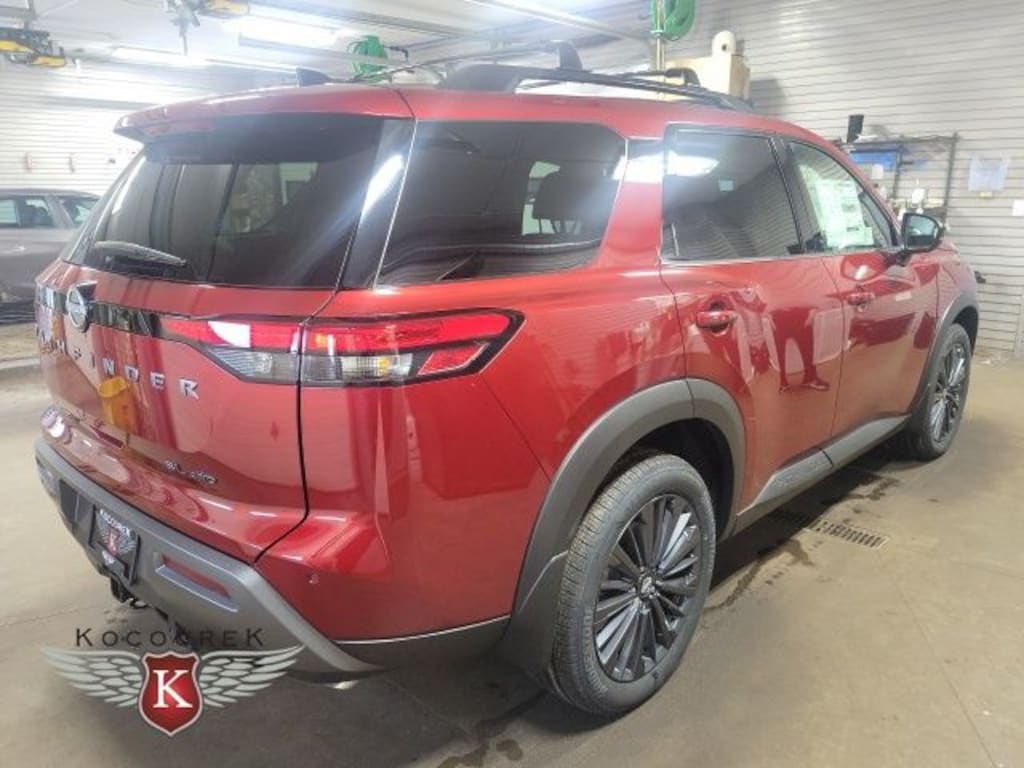 New 2026 Nissan Pathfinder SL SUV