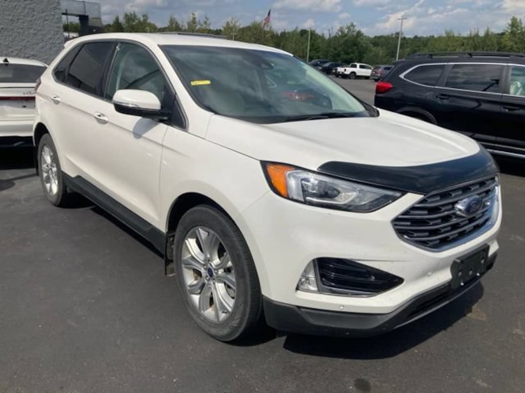 Used 2022 Ford Edge Titanium SUV