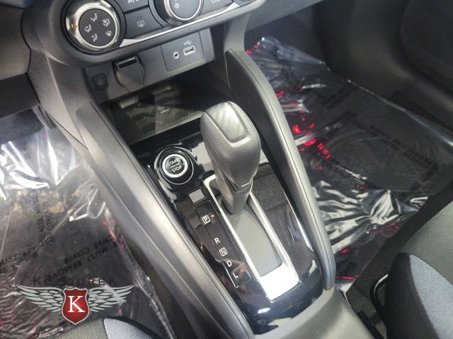 2025 Nissan Versa Sedan SV - Photo 14