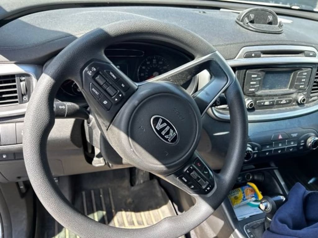 Used 2017 Kia Sorento 3.3L LX SUV