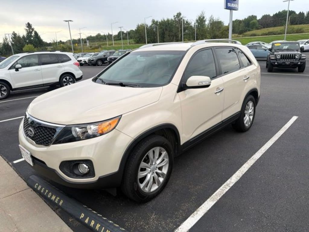 Used 2011 Kia Sorento LX SUV